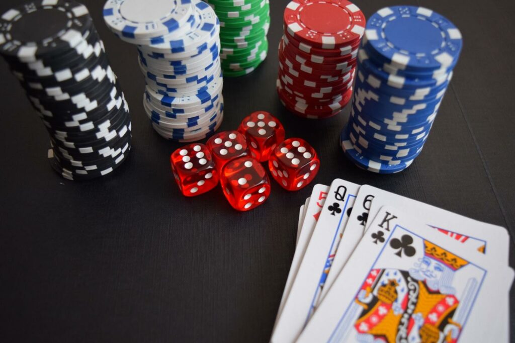 Playing Poker in the UK: Top Factors to Consider Before Choosing an Online Poker Site in the UK 1