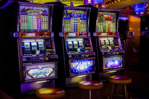 The Role of Technology in Transforming Online Casinos: What Players Should Know