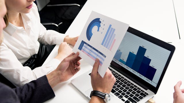 RevShare Tiers Explained: How Brokers Structure Payouts & How You Can Leverage Them 1 RevShare Tiers Explained: How Brokers Structure Payouts & How You Can Leverage Them 1