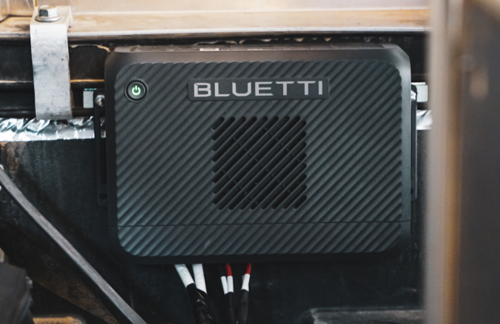 CES 2026: BLUETTI Debuts Charger 2, the Industry’s First Unified Car & Solar Smart Energy Hub 2